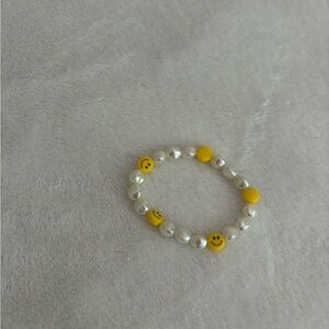 Francesca's Yellow and White happy face pearl Beaded Jewelry Bracelet
